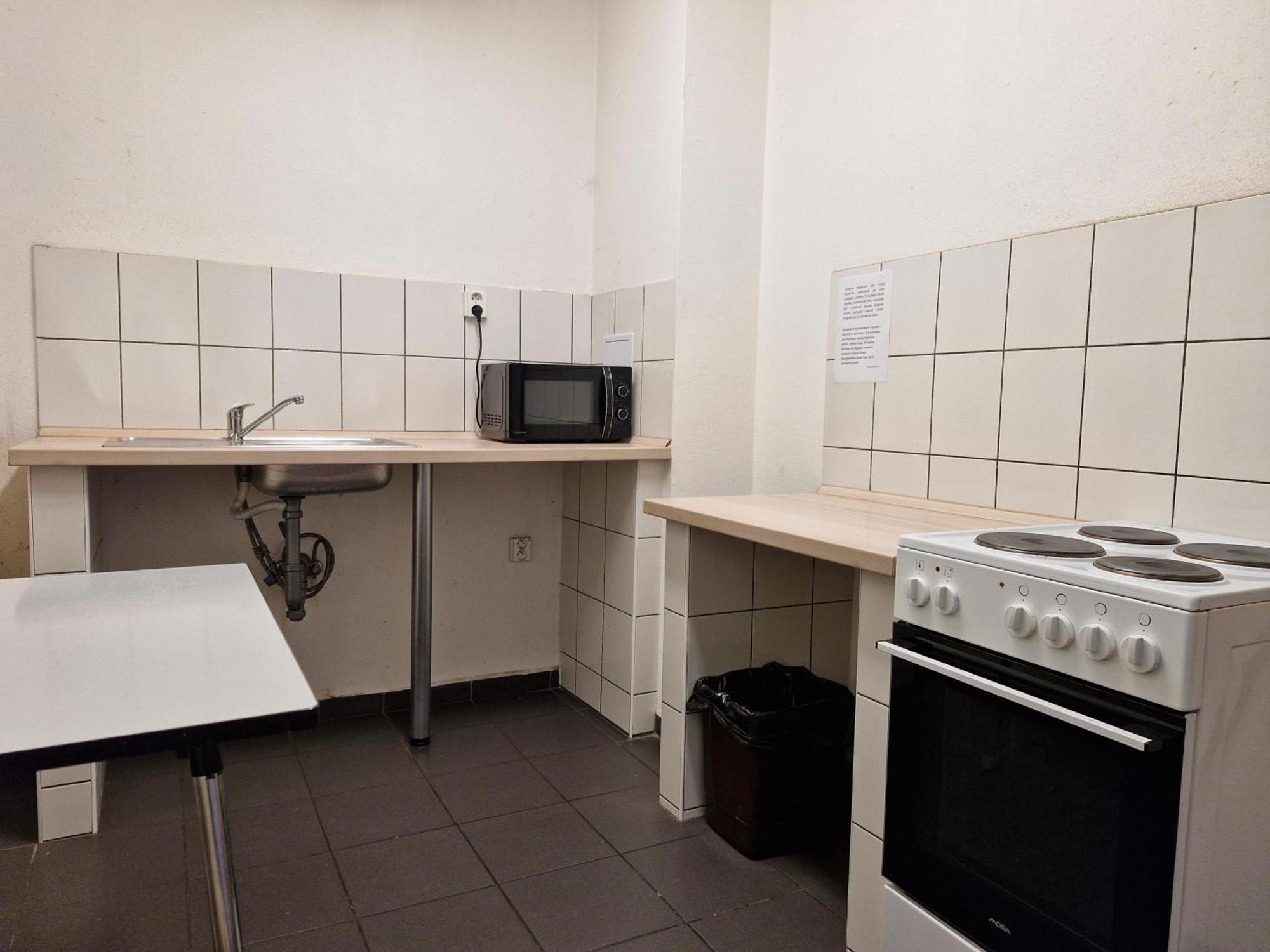 Studentsky Domov B31 Otel Prešov Dış mekan fotoğraf